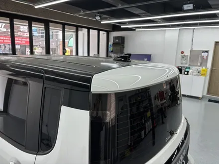 2024 레이 투톤랩핑 스포일러랩핑 에이버리 유광 블랙 Avery Gloss Black 창원 마산 포인트랩핑 / 창원 팔용동