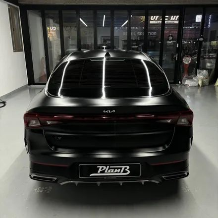 경남 창원랩핑 K5(DL3) 전체랩핑+신형로고 커스텀 플랜비 사틴블랙(PlanB Satin Black) 마산,진해,김해 기아 신형엠블럼 교체,제작,랩핑 / 창원 팔용동