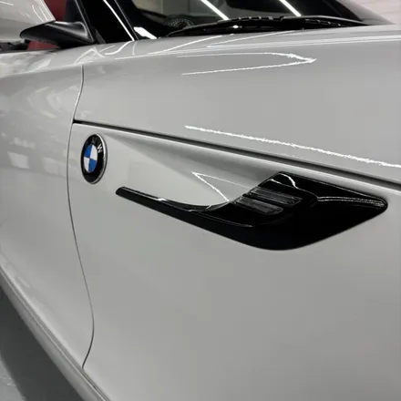 창원크롬죽이기 BMW Z4 (e89) 헤드롤바 6D카본랩핑-플랜비 6D 카본 휀다파츠 크롬죽이기-3m2080유광블랙 마산크롬죽이기 경남크롬죽이기 / 창원 팔용동