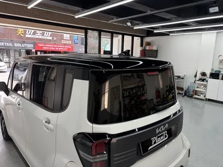 기아 레이 순정투톤이 랩핑인 사실 알고계셨나요!? 후방추돌로 인한 사고수리 후 랩핑샵에서 투톤시공을 완성하세요. 창원레이투톤랩핑 경남마산레이투톤랩핑 플랜비창원점 / 창원 팔용동