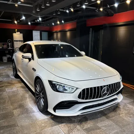 메르세데스 벤츠 AMG GT 43 4도어 에이버리 사틴 블랙 전체랩핑 / 창원 팔용동