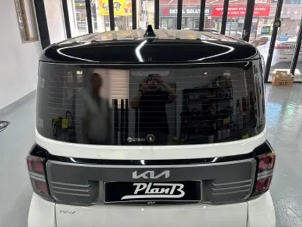 2024 레이 투톤랩핑 스포일러랩핑 에이버리 유광 블랙 Avery Gloss Black 창원 마산 포인트랩핑 / 창원 팔용동