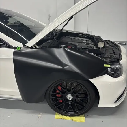 창원랩핑 메르세데스 벤츠 CLS 63AMG S 에이버리 사틴블랙 전체랩핑 경남랩핑 마산랩핑 진해랩핑 김해랩핑 / 창원 팔용동