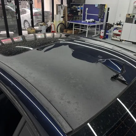 창원랩핑제거 - BMW 520d 수명이 지나 노후된 랩핑필름제거 랩핑된차량 중고로 구매시 꼭 참고하세요! 플랜비창원점 경남마산랩핑제거 창원랩핑 / 창원 팔용동