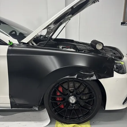 창원랩핑 메르세데스 벤츠 CLS 63AMG S 에이버리 사틴블랙 전체랩핑 경남랩핑 마산랩핑 진해랩핑 김해랩핑 / 창원 팔용동