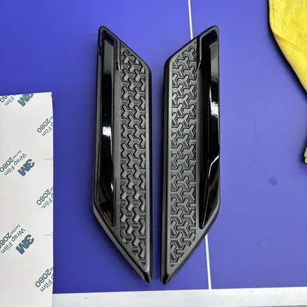 KGM 토레스 측면 크롬 죽이기 3M 2080 Gloss Black / 창원 팔용동