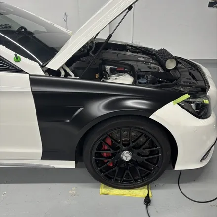 창원랩핑 메르세데스 벤츠 CLS 63AMG S 에이버리 사틴블랙 전체랩핑 경남랩핑 마산랩핑 진해랩핑 김해랩핑 / 창원 팔용동