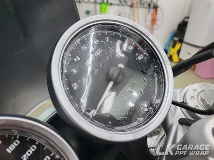 BMW 알나인티 랩핑, 3M 사틴 알루미늄 화이트 (사틴실버), 기름탱크, 휀다 랩핑 & 라이트, 계기판 PPF 하남 LK게러지 / 하남, 미사