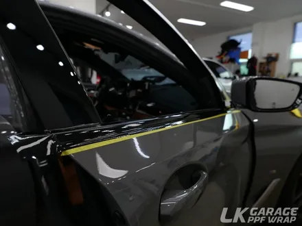 BMW 520i (G30) 윈도우몰딩, 키드니 그릴랩핑, 크롬죽이기 / 하남 신장동
