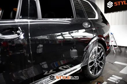 BMW X7 디바인쉘 PPF로 보호하기! 블랙의 가장 완벽한 보호는 PPF 입니다. 하남 PPF 잘하는 곳 스타일랩에서! / 하남시 초일동