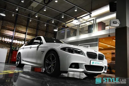 [스타일랩 하남점] BMW F10 520d 에이버리 유광블랙 루프스킨 시공 / 하남,강동 루프스킨 랩핑 / 하남시 초일동