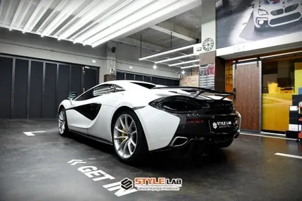 맥라렌 570S 스파이더의 색상 변경. 3M 2080 시리즈는 어떤 장단점이 있을까? 자동차 필름 현황은? 슈퍼카 전체랩핑 하남 스타일랩 / 하남시 초일동