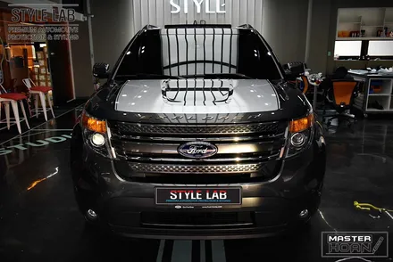 가성비 좋은 대형 SUV 포드 익스플로러 : 부분랩핑 및 데칼 시공 / 3M 1080 시리즈 유광 화이트 알루미늄 / 에이버리 슈프림 유광 블랙 / 스타일랩 하남점 / 하남시 초일동