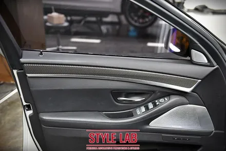 BMW 528i 3M 카본블랙 실내랩핑 시공 - 스타일랩(STYLE LAB) / 하남 실내랩핍, 강남 실내랩핑, 송파, 잠실 실내랩핑 / 하남시 초일동