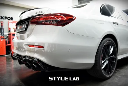 벤츠 E클래스 E53 AMG 포르쉐 크레용 컬러로 전체랩핑 / 고광택 초크그레이 / 하남 스타일랩 / 하남시 초일동
