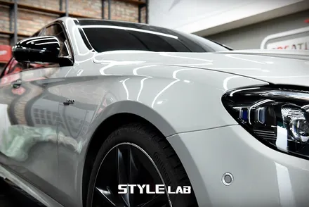 벤츠 E클래스 E53 AMG 포르쉐 크레용 컬러로 전체랩핑 / 고광택 초크그레이 / 하남 스타일랩 / 하남시 초일동