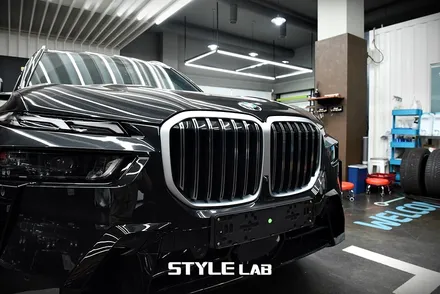 BMW X7 LCI 모델 올블랙 만들기. 블랙그릴 교체와 크롬죽이기 랩핑 / 하남시 초일동