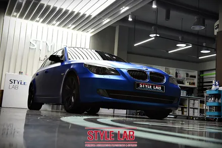 BMW E60 535i : 3M S347 사틴 퍼펙트 블루 전체랩핑, 카본 블랙 실내랩핑. 하남랩핑, 미사랩핑, 강동랩핑, 강남랩핑, 남양주랩핑 / PPF 랩핑 시공 전문 스타일랩 / 하남시 초일동