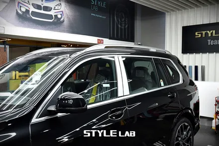 BMW X7 LCI 모델 올블랙 만들기. 블랙그릴 교체와 크롬죽이기 랩핑 / 하남시 초일동