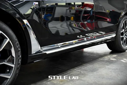 BMW X7 LCI 모델 올블랙 만들기. 블랙그릴 교체와 크롬죽이기 랩핑 / 하남시 초일동