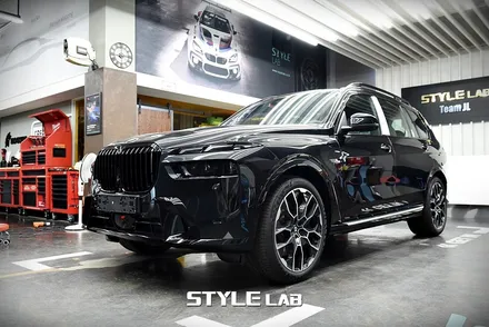 BMW X7 LCI 모델 올블랙 만들기. 블랙그릴 교체와 크롬죽이기 랩핑 / 하남시 초일동