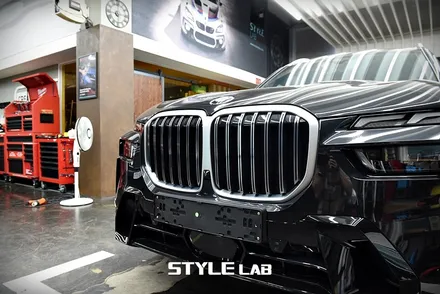 BMW X7 LCI 모델 올블랙 만들기. 블랙그릴 교체와 크롬죽이기 랩핑 / 하남시 초일동