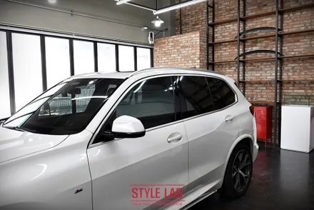 BMW X5 크롬죽이기(블랙아웃), 디퓨저, 사이드미러 랩핑 / 3M 유광블랙 랩핑으로 심플하고 무게있게 변신 / 하남, 송파, 강동, 경기광주