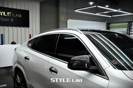 BMW G06 X6 윈도우몰딩, 루프랙, 후면 엠블럼 크롬죽이기 / 헤드라이트, 테일램프 스모그 PPF 시공/ 디바인쉘 스모키 그레이 / 강동크롬죽이기, 강동랩핑 / 하남시 초일동