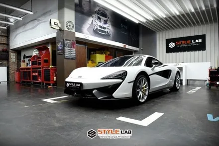 맥라렌 570S 스파이더의 색상 변경. 3M 2080 시리즈는 어떤 장단점이 있을까? 자동차 필름 현황은? 슈퍼카 전체랩핑 하남 스타일랩 / 하남시 초일동