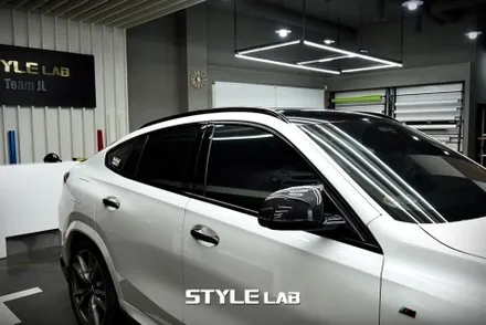 BMW G06 X6 윈도우몰딩, 루프랙, 후면 엠블럼 크롬죽이기 / 헤드라이트, 테일램프 스모그 PPF 시공/ 디바인쉘 스모키 그레이 / 강동크롬죽이기, 강동랩핑 / 하남시 초일동