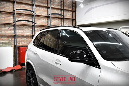 BMW X5 크롬죽이기(블랙아웃), 디퓨저, 사이드미러 랩핑 / 3M 유광블랙 랩핑으로 심플하고 무게있게 변신 / 하남, 송파, 강동, 경기광주