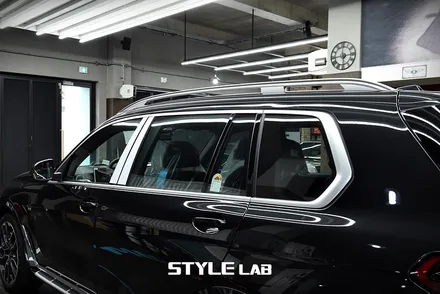 BMW X7 LCI 모델 올블랙 만들기. 블랙그릴 교체와 크롬죽이기 랩핑 / 하남시 초일동
