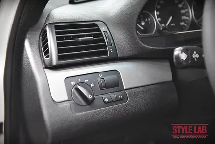 실내랩핑으로 오랜된 느낌을 리프레쉬 하세요! BMW E46 325i 실내 인테리어 트림을 새롭게 단장~ 3M 브러쉬드  티타늄으로 랩핑했어요. /  하남, 강동랩핑 스타일랩 / 하남, 송파, 강동, 경기광주