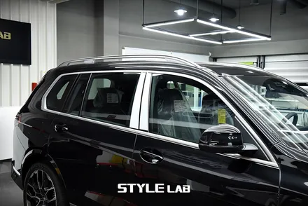 BMW X7 LCI 모델 올블랙 만들기. 블랙그릴 교체와 크롬죽이기 랩핑 / 하남시 초일동