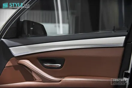 BMW 520d(F10) 실내랩핑+3M1080시리즈 브러쉬드티타늄+하남랩핑+미사강변도시랩핑+스타일랩하남점 / 하남시 초일동