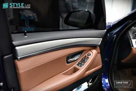 BMW 528i(F10) 실내랩핑,사이드미러랩핑+3M브러쉬드티타늄+3M사틴화이트알루미늄+미사강변도시랩핑+하남랩핑+스타일랩 / 하남시 초일동