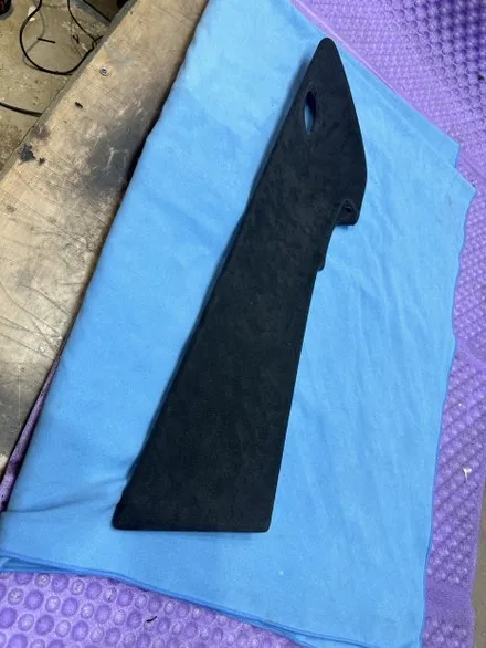 울산 테슬라 모델Y 실내 커스텀 블랙에서 아이보리로 컬러체인지! / 울산 북구, 부산, 포항