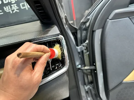 볼보 S90  시트 가죽 복원과 실내 크리닝으로 쾌적한 실내 공간 만들기 / 울산 북구, 부산, 포항