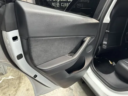 울산 테슬라 모델Y 실내 커스텀 블랙에서 아이보리로 컬러체인지! / 울산 북구, 부산, 포항