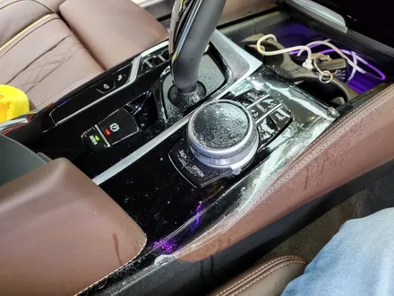 BMW 5시리즈 G30 피아노블랙 실내 하이그로시 PPF로 보호하기 / 울산 북구, 부산, 포항