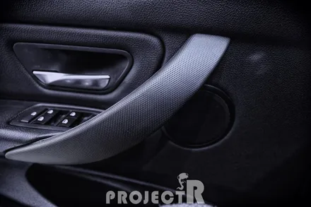 BMW 3시리즈 실내 랩핑, 3M1080 매트 매트릭스 블랙 by 부천 자동차래핑 전문 프로젝트R / 부천 원미구 상동