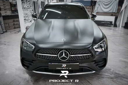 벤츠 E클래스 E220d 전체랩핑, 비닐프로그 매트블랙 시공 / 부천 프로젝트알 / 부천 원미구 상동