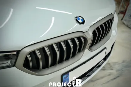 BMW 5시리즈 5GT 그릴 포인트 랩핑 크롬 죽이기 및 본넷 헤드라이트 PPF 보호필름 시공기 by 프로젝트알 / 부천 원미구 상동