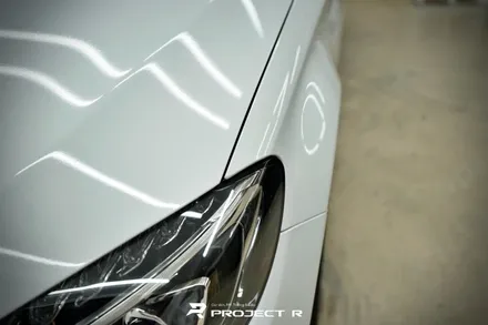 벤츠 C클래스 C220d 쿠페 에이버리 유광 화이트 전체 랩핑 시공, 부천 상동 프로젝트알 / 부천 원미구 상동