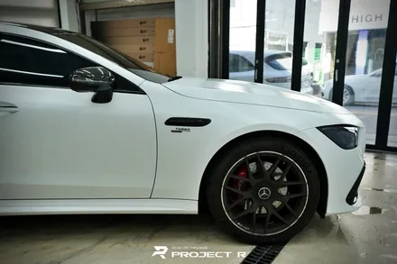 벤츠 AMG GT43 사틴 화이트 전체랩핑, 블랙PPF 루프스킨 시공, 부천 상동 프로젝트R / 부천 원미구 상동