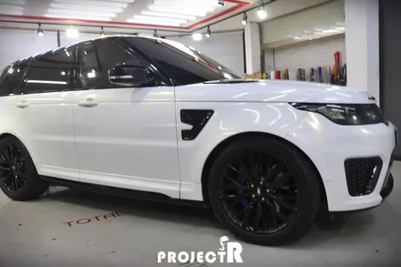 레인지로버 스포츠 SVR 3M1080 화이트골드 스파클링 전체 랩핑, 오라칼 다크그레이 라이트필름 시공 in 부천 프로젝트R / 부천 원미구 상동