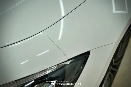 벤츠 AMG GT 4도어 에이버리 유광 화이트 전체 랩핑, 부천 자동차랩핑 프로젝트알 / 부천 원미구 상동