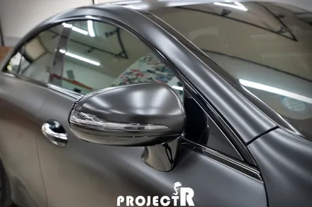 벤츠 CLS 300d 에이버리 사틴블랙 전체 랩핑 시공, 부천 자동차랩핑은 프로젝트알 / 부천 원미구 상동