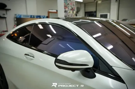 벤츠 S63 AMG 쿠페 에이버리 화이트펄 전체랩핑, 크롬죽이기 시공, 부천랩핑 프로젝트알 / 부천 원미구 상동