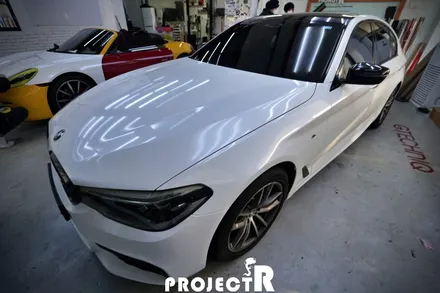 BMW 5시리즈 520d 전체랩핑 에이버리 다이아몬드 화이트 시공기 by 인천랩핑 프로젝트R / 부천 원미구 상동